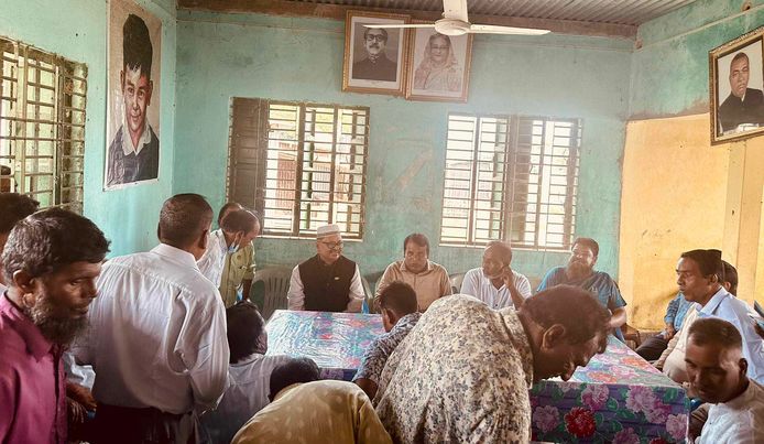 নেত্রকোনায় খালিয়াজুরী ও মদন উপজেলায় পুজা মন্ডপ পরিদর্শন ও পথ সভায় যোগ দেন মমতাজ হোসেন চৌধুরী