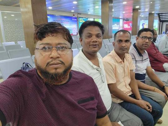 এক বছর পূর্তি তে উপলক্ষে নানা মৃখী প্রকল্প ও কার্যক্রম হাতে নিয়েছেন আক্তার হোসেন নিউটন।। 
