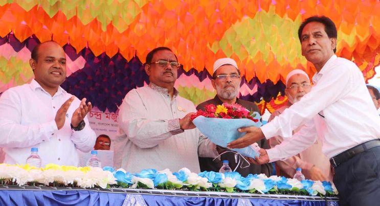স্মার্ট বাংলাদেশ গড়তে শিক্ষার্থীদের সুনাগরিক হিসাবে বিশ্বের বুকে মাথা উঁচু করে গড়ে তুলতে হবে: খাদ্যমন্ত্রী