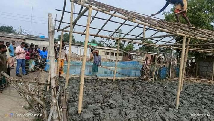 পাইকগাছায় অবৈধ দখলবাজদের বিষয়ে তৎপর উপজেলা প্রশাসন