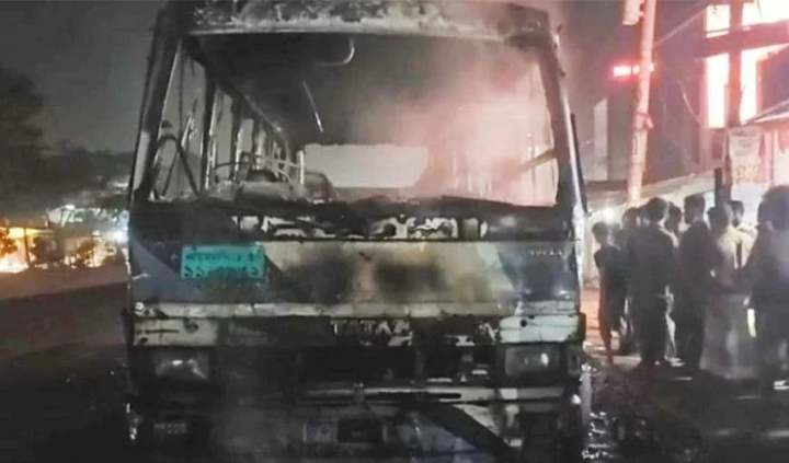 গাজীপুরে তাকওয়া পরিবহন সহ পিকআপ-বাস ও রেললাইনে আগুন