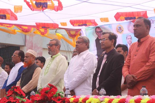 প্রতি বছরের ন্যায় বর্নাঢ্য আয়োজনে বরগুনার পাথরঘাটা উপজেলার সৈয়দ ফজলুল হক কলেজে নবিন বরন অনুষ্ঠান অনুষ্ঠিত হয়েছে।