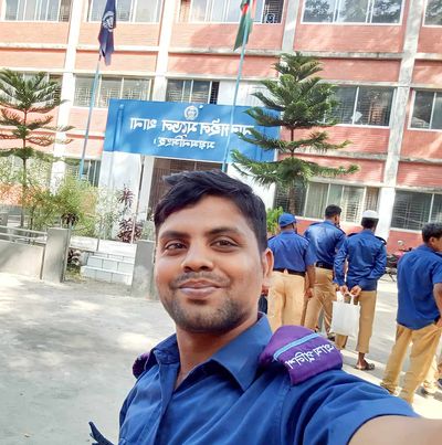 নান্দাইলে প্রতারণার চক্রের শিকার হলেন আচারগাও ইউনিয়নে কর্মরত গ্রাম পুলিশ কৃষ্ণ চন্দ্র 