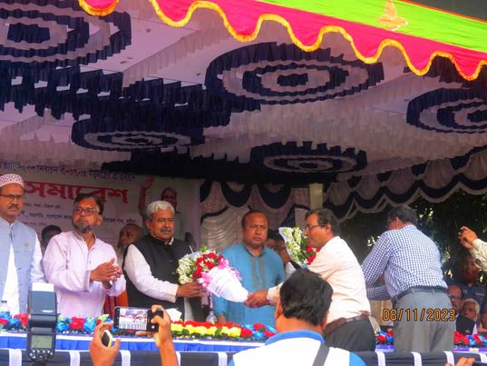 বিএনপি, জামায়াতের সকল ষড়যন্ত্রের প্রতিবাদে দৌলতপুর আওয়ামী লীগের শান্তি সমাবেশ 