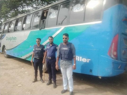 তপশিল ঘোষণা ঘিরে কঠোর নিরাপত্তা পুলিশ। 