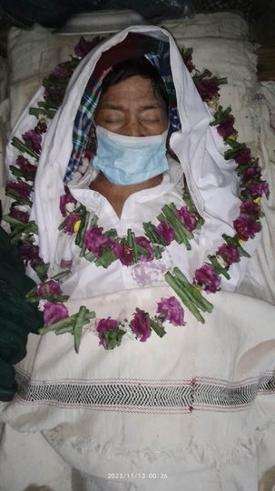 আদিগা পাড়াতে এখন শোকের রাত কাটাছে পাড়াবাসী। 