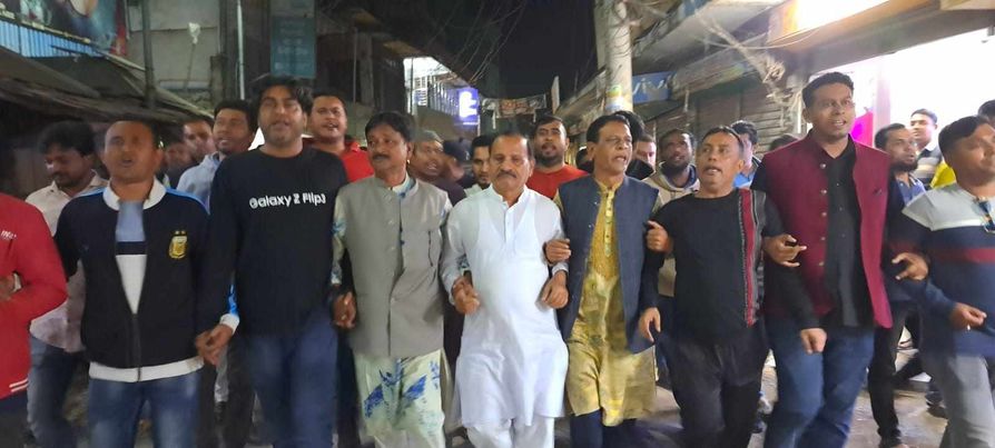 তফসিল ঘোষণাকে স্বাগত জানিয়ে নাগরপুরে উপজেলা আ. লীগের আনন্দ মিছিল 