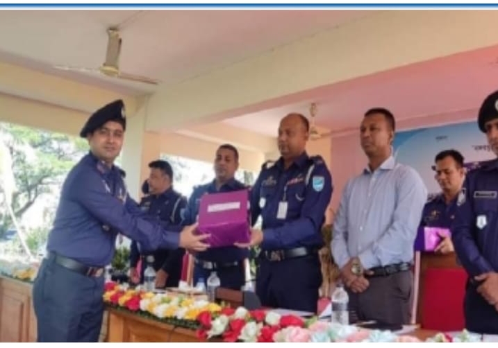 পাকুন্দিয়ার ওসি নাহিদ হাসান সুমন কিশোরগঞ্জ জেলার শ্রেষ্ঠ ওসি 