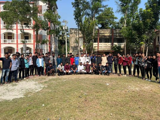 বিজয় দিবস উপলক্ষে চিতোষী ডিগ্রি কলেজ ছাত্রলীগের আলোচনা সভা অনুষ্ঠিত।