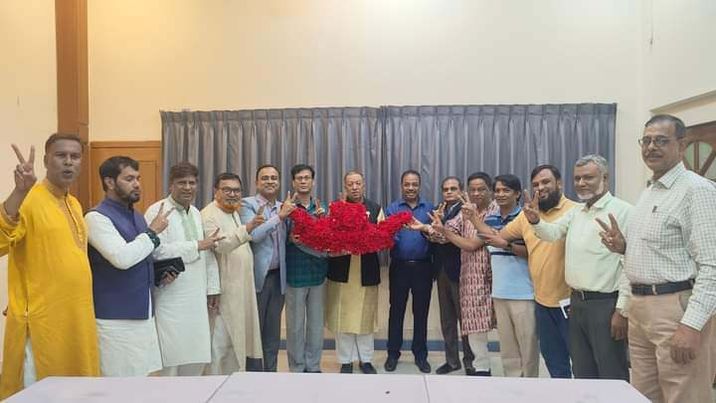 চট্টগ্রাম-১২ পটিয়ার আওয়ামীলীগ প্রার্থী আলহাজ্ব মোতাহারুল ইসলামের সাথে পটিয়ার ১৭ ইউপি চেয়ারম্যানের মতবিনিময়।
