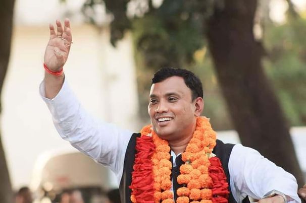 ঠাকুরগাঁও-২আসনে বিশাল ভোট পেয়ে নৌকার জয়।