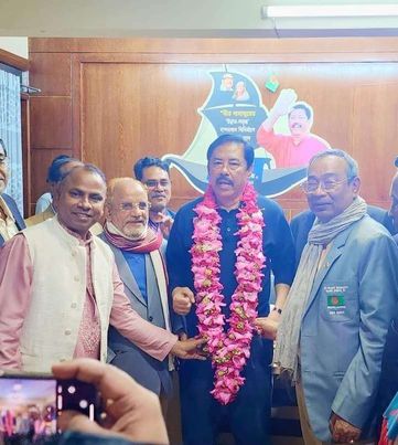 দ্বাদশ জাতীয় সাংসদ নির্বাচনে ৭ম বারের মতো জয়ী বীর বাহাদুর উশৈসিং।