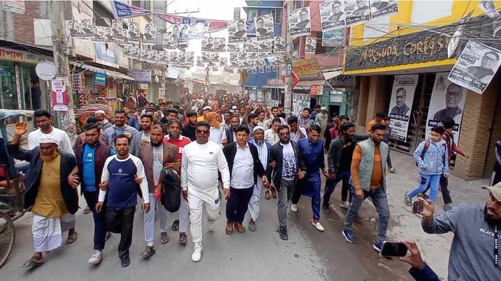 ‌ঢাকা ৩ আস‌নের নৌকার প‌ক্ষে মেম্বার মোঘলের উ‌ধ্যেগে পথসভা 