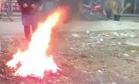 ২ দিনেও দেখা মিললো না সূর্যের ফলে চরম দূর্ভোগে সাধারণ জনগণ। 