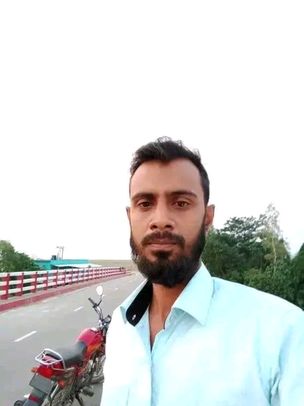 পিকআপের চাপায় প্রাণ গেল পল্লী সঞ্চয়ী ব্যাংকের মাঠকর্মীর