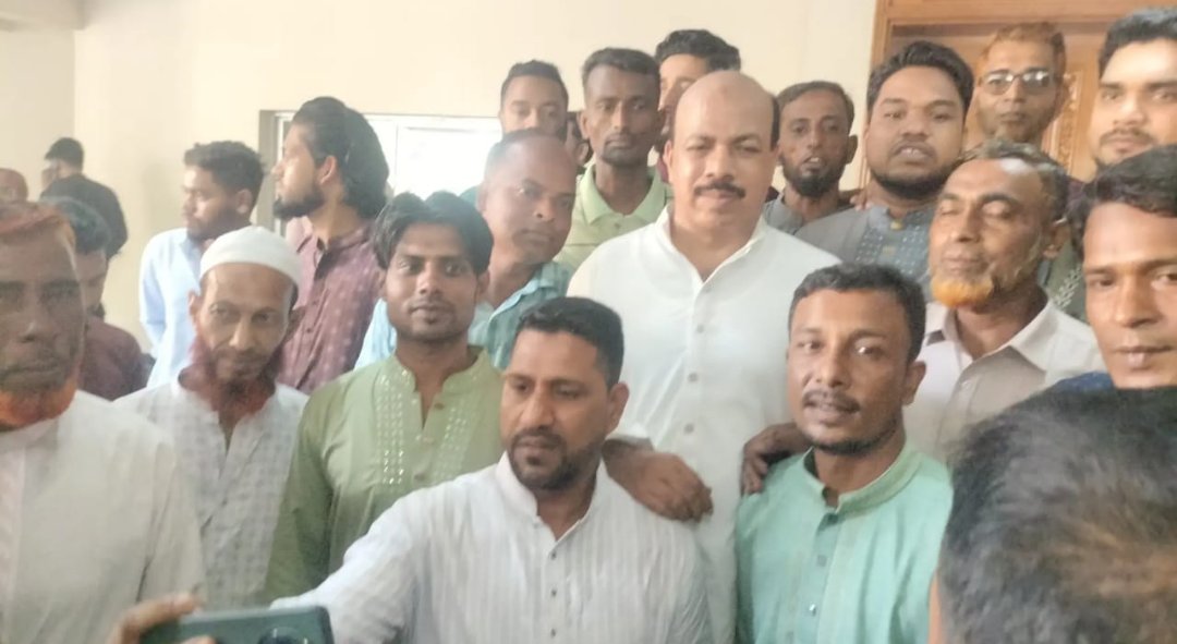 দীর্ঘ 9 বছর কারাগারে থাকাকালীন বন্দী জীবনের কিছু কথা।  লায়ন আসলাম চৌধুরীর সংগ্রামী জীবন।