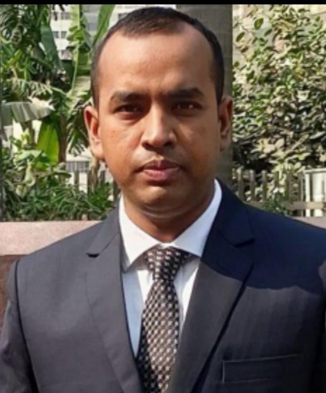চট্টগ্রামে দুদকের উপপরিচালক সুবেল আহমেদ ক্ষমতার দাপট দেখালেন সার্জেন্টকে: