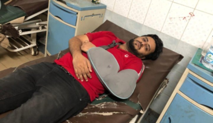 ভারত থেকে অবৈধভাবে আসা চোরাচালানের রিপোর্ট করায় সাংবাদিকের উপর হামলা।