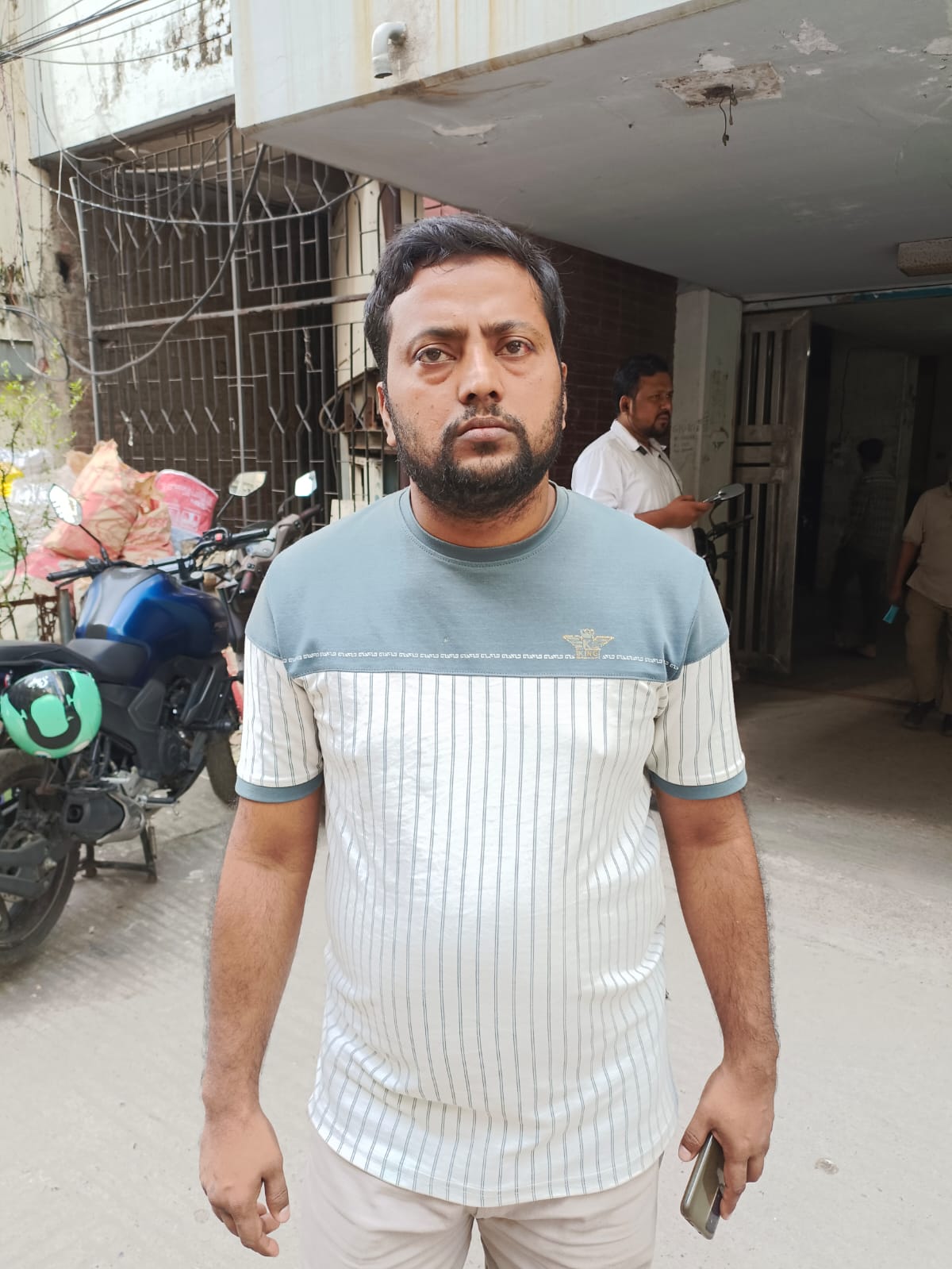 ঢাকায় সাংবাদিক অপহরণ ও নির্যাতন: কুমিল্লার মনির ও রবিউল মূল হোতা বলে অভিযোগ