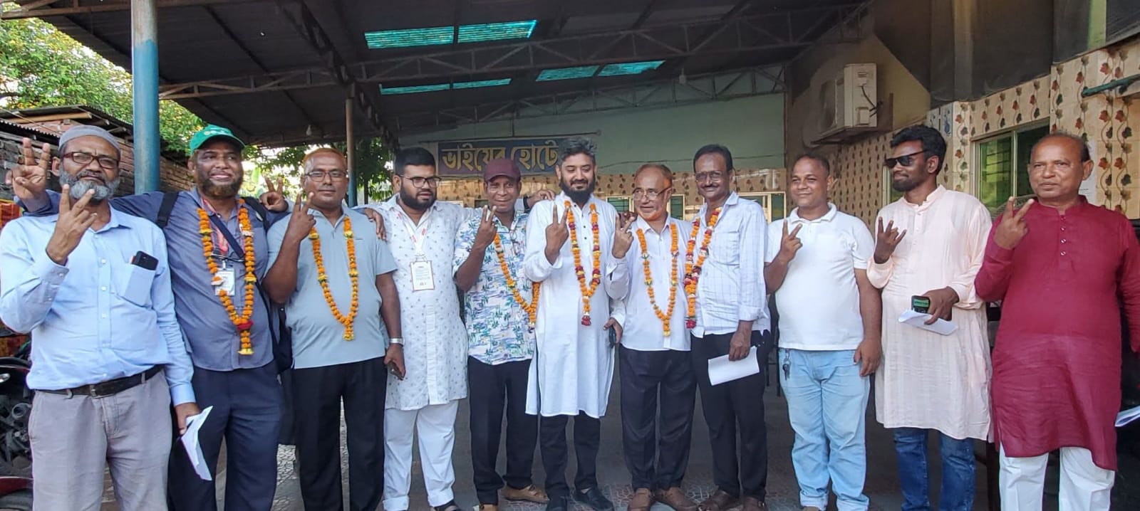 ৪৩ বছর পর ভোটের রায়ে ইতিহাস: পার্বতীপুর প্রেস ক্লাবে নতুন নেতৃত্ব
