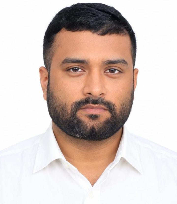 চট্টগ্রাম বন্দরের শিপিং শাখায় দীর্ঘদিন একই পদে আরিফ মাহমুদ ঘুষ দাবি, ফাইল আটকে রাখা, কোয়ার্টার ও মোটরসাইকেল ব্যবহারে অনিয়মের অভিযোগ