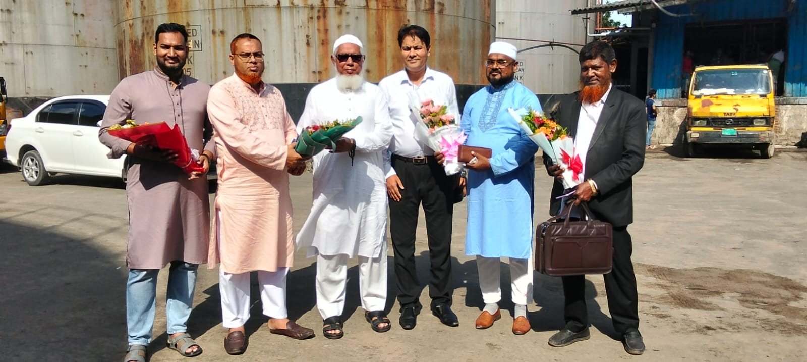 আকিজ গ্রুপের পরিচালকের চট্টগ্রামে অয়েল রিফাইনারি প্ল্যান্ট পরিদর্শন*